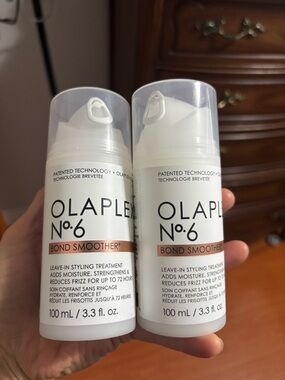 OLAPLEX No.6 Bond Smoother - White with Rose Gold Accent
